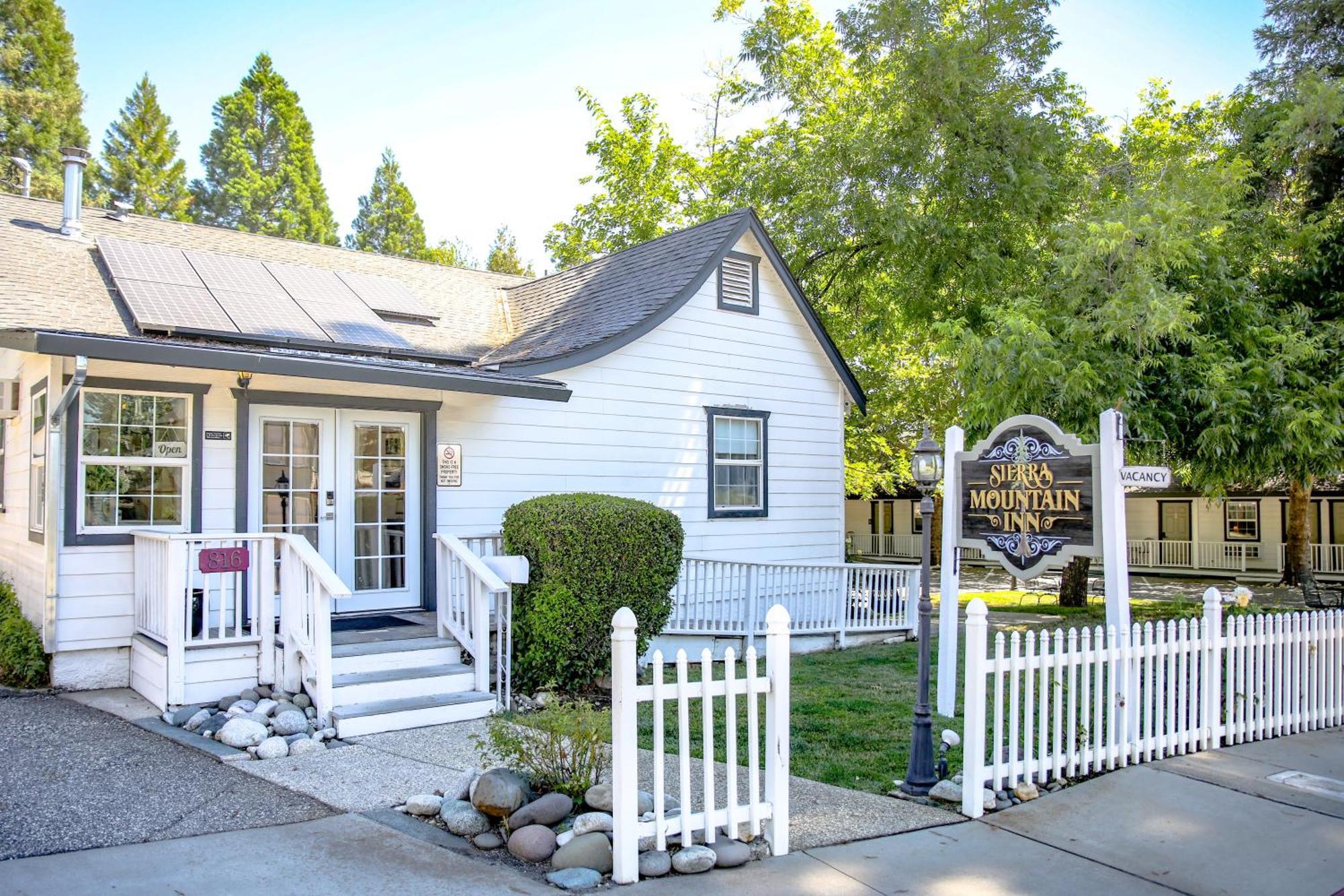 Sierra Mountain Inn Grass Valley Kültér fotó